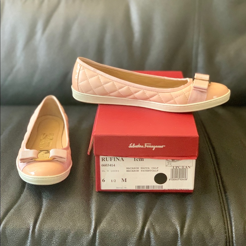 Salvatore Ferragamo light pink Ruffina 6.5
